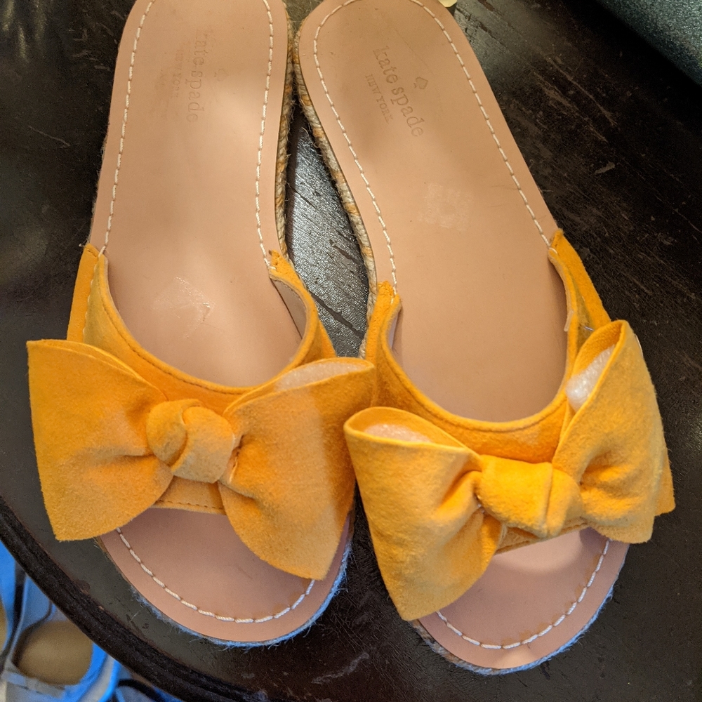 Kate Spade trending bow slide sandals yellow espidrilles 7M